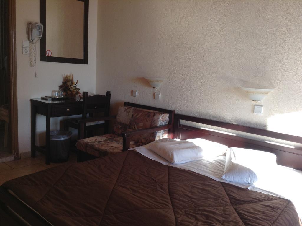Hotel Lefas Delphi Екстер'єр фото